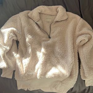 I’m selling an American eagle half zip that is a size XS.